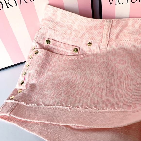 PINK Victoria's Secret Cheeky Shorts Size 6 - Picture 7 of 13